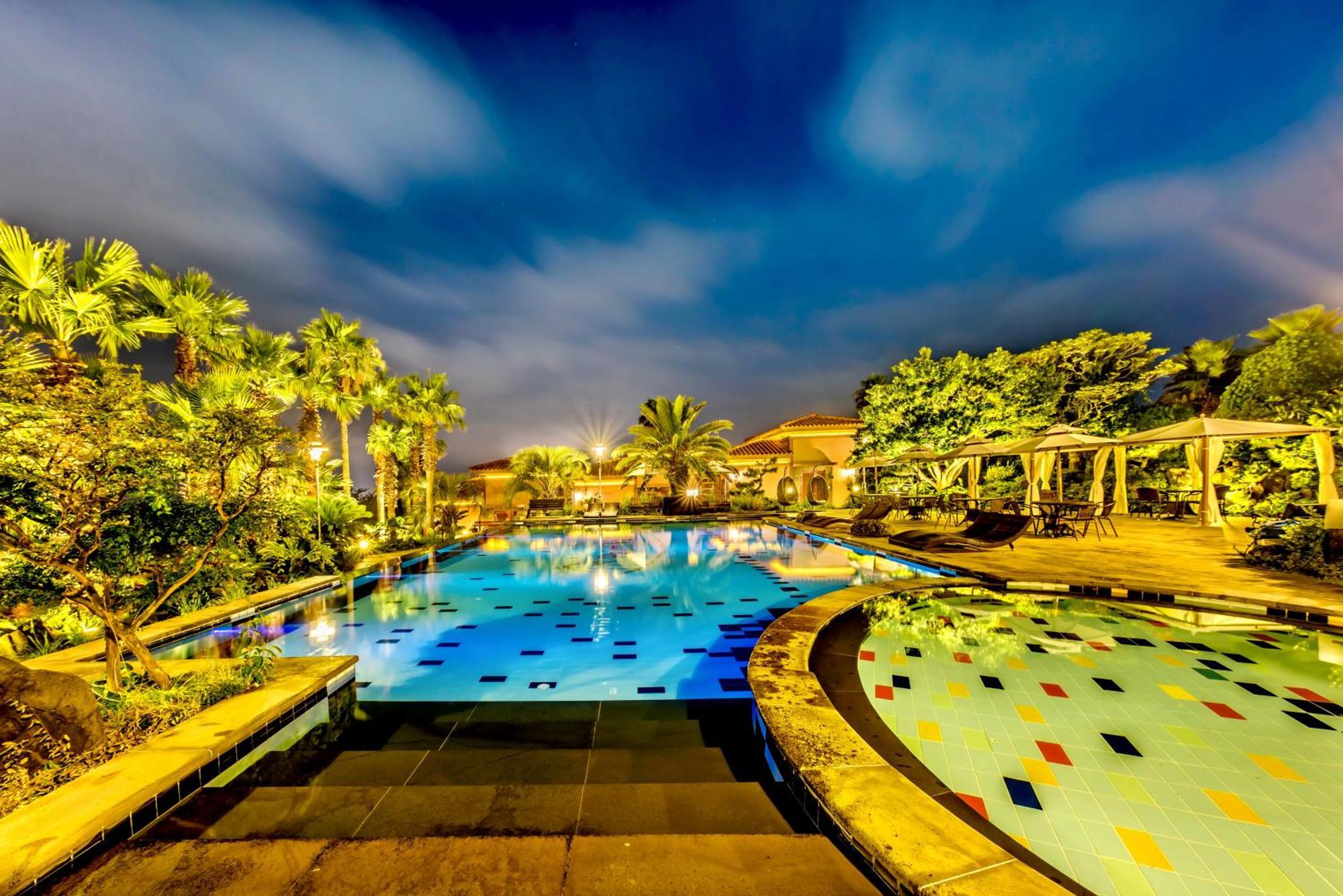 Palm Valley Resort Seogwipo Exterior foto